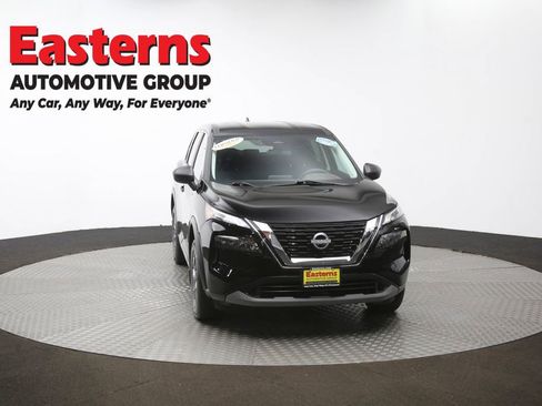 Used 2023 Nissan Rogue S image 51