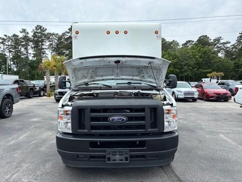 Used 2024 Ford E-350 and Econoline 350 Super Duty w/ Power Windows & Locks Group RWD image 21