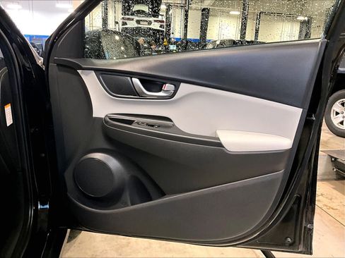 Used 2023 Hyundai Kona SEL w/ Cargo Package FWD image 12
