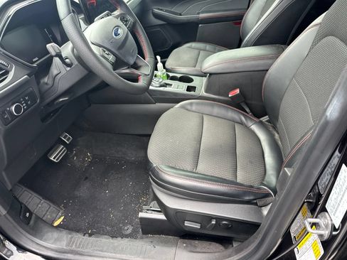 Used 2023 Ford Escape ST-Line w/ Tech Pack #1 FWD image 7