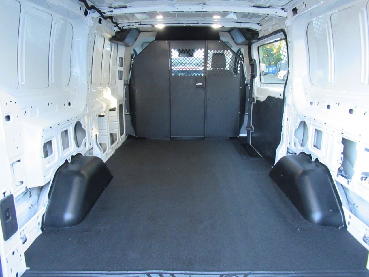Used 2018 Ford Transit 150 130 Low Roof RWD image 13