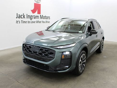 New 2026 Audi Q3 quattro 2.0T AWD/4WD image 2