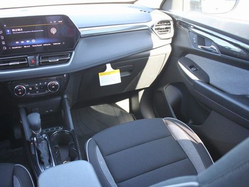 New 2026 Chevrolet TrailBlazer LT image 6