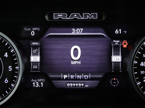Used 2022 RAM 1500 Big Horn AWD/4WD image 11