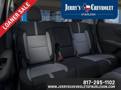 New 2025 Chevrolet Blazer LT w/ LPO, Black Grille Bar Package image 17