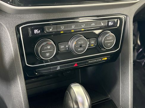 Used 2023 Volkswagen Atlas Cross Sport SE image 15