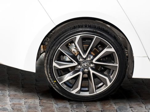 Used 2022 Toyota Corolla SE image 37