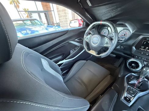 Used 2018 Chevrolet Camaro SS RWD image 43