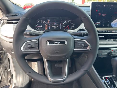 Used 2023 Jeep Compass Latitude w/ Convenience Group image 30