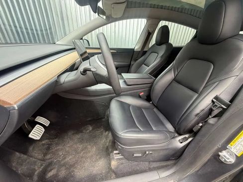 Used 2023 Tesla Model Y Performance AWD/4WD image 14