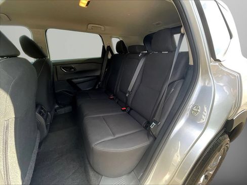 Used 2024 Nissan Rogue S AWD/4WD image 22