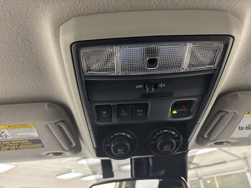 Used 2022 Toyota 4Runner TRD Off-Road image 45