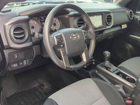 Used 2023 Toyota Tacoma TRD Sport image 13