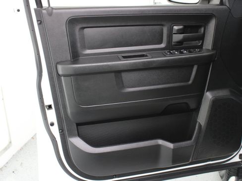 Used 2019 RAM 1500 Tradesman w/ Tradesman SXT Package image 32