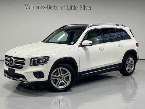 Used 2022 Mercedes-Benz GLB 250 4MATIC image 1