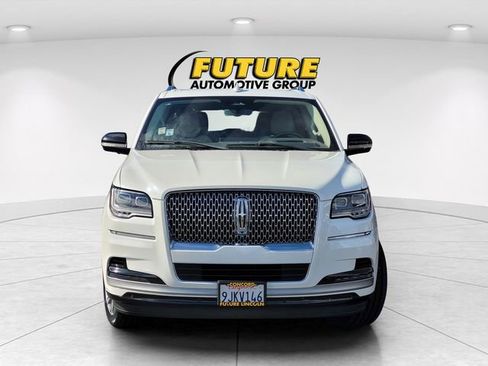 Used 2023 Lincoln Navigator L Reserve image 3