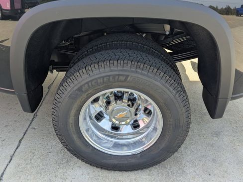 New 2026 Chevrolet Silverado 3500 High Country w/ Technology Package image 14