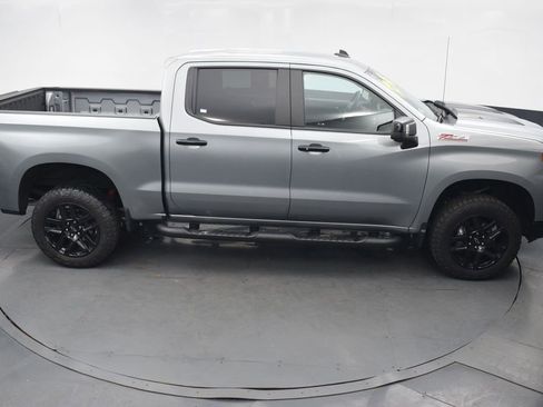 Used 2024 Chevrolet Silverado 1500 LT Trail Boss w/ Convenience Package II image 42