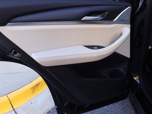 New 2025 BMW X4 xDrive30i w/ Premium Package image 11