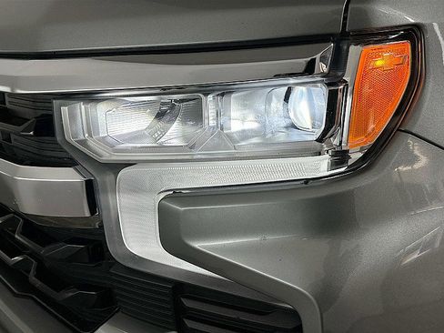 Used 2023 Chevrolet Silverado 1500 LT w/ Z71 Off-Road Package image 29