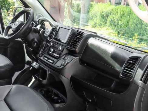 Used 2025 RAM ProMaster 3500 w/ Convenience Group FWD image 37