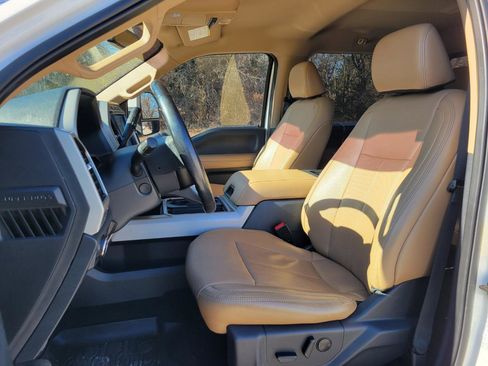 Used 2022 Ford F350 Lariat w/ Lariat Ultimate Package image 13