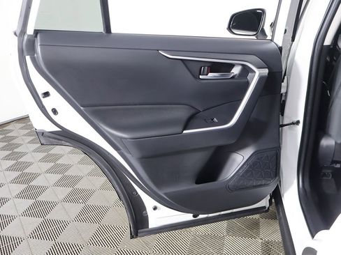 Used 2024 Toyota RAV4 XLE AWD/4WD image 22