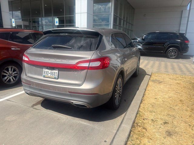 Used 2018 Lincoln MKX Reserve FWD image 4