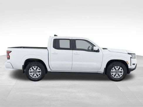 Used 2022 Nissan Frontier SV w/ Technology Package AWD/4WD image 10