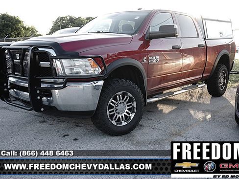Used 2014 RAM 2500 Tradesman w/ Chrome Appearance Group AWD/4WD image 3