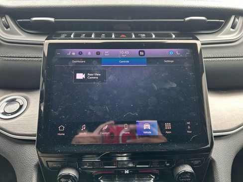 Used 2025 Jeep Grand Cherokee Limited w/ Black Appearance Package AWD/4WD image 25