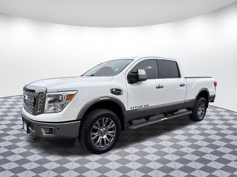 Used 2019 Nissan Titan Platinum Reserve w/ Platinum Utility Package AWD/4WD image 3