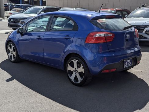 Used 2013 Kia Rio SX w/ Premium Pkg image 4