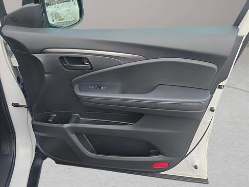 Used 2023 Honda Passport EX-L image 32