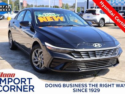 Used 2025 Hyundai Elantra Blue