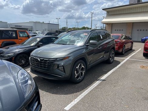 Used 2023 Hyundai Tucson Limited AWD/4WD image 1