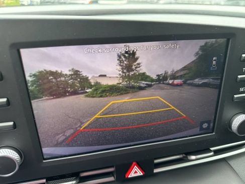 Used 2023 Hyundai Elantra SEL FWD image 10