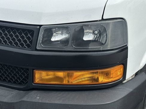 Used 2020 Chevrolet Express 2500 w/ Driver Convenience Package RWD image 11