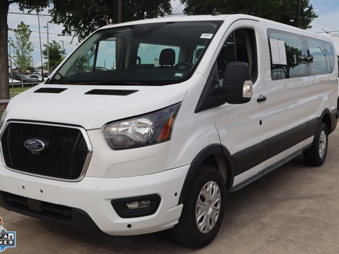 Used 2024 Ford Transit 350 XLT RWD image 8