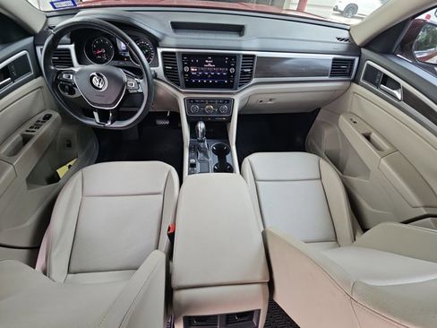 Used 2019 Volkswagen Atlas SE w/ Towing Package FWD image 16