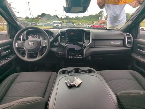 Used 2025 RAM 2500 Big Horn AWD/4WD image 21