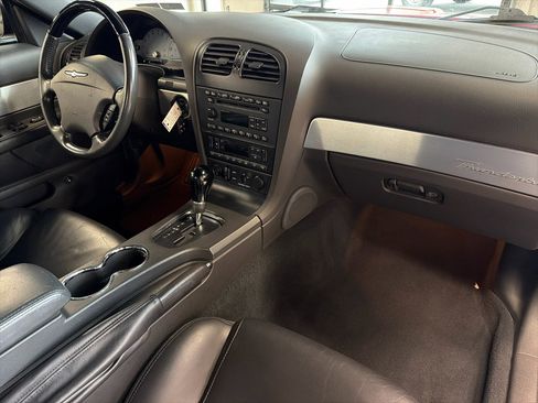 Used 2002 Ford Thunderbird Deluxe image 24