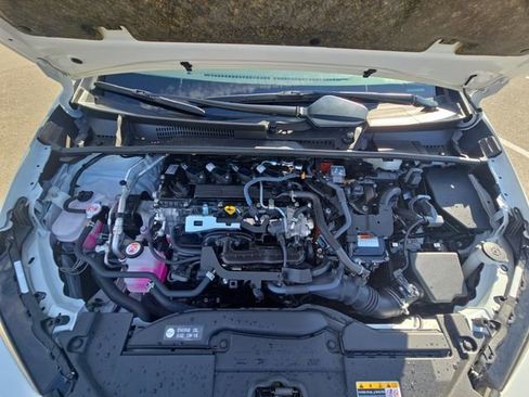 Used 2025 Toyota Prius Limited image 31