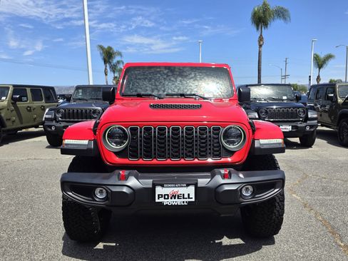New 2026 Jeep Wrangler Unlimited Rubicon AWD/4WD image 7