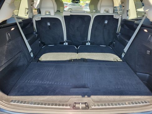 Certified 2024 Volvo XC90 T8 Ultimate w/ Lounge Package AWD/4WD image 25