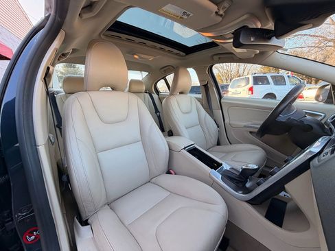 Used 2013 Volvo S60 T5 image 16