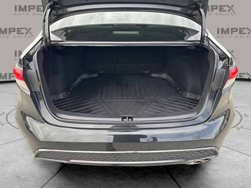 Used 2022 Toyota Corolla SE image 25