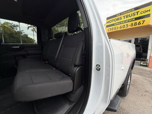 Used 2023 Chevrolet Silverado 2500 LT AWD/4WD image 15