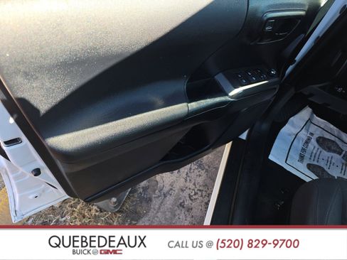 Used 2016 Toyota Tacoma TRD Off-Road w/ Towing Package image 15