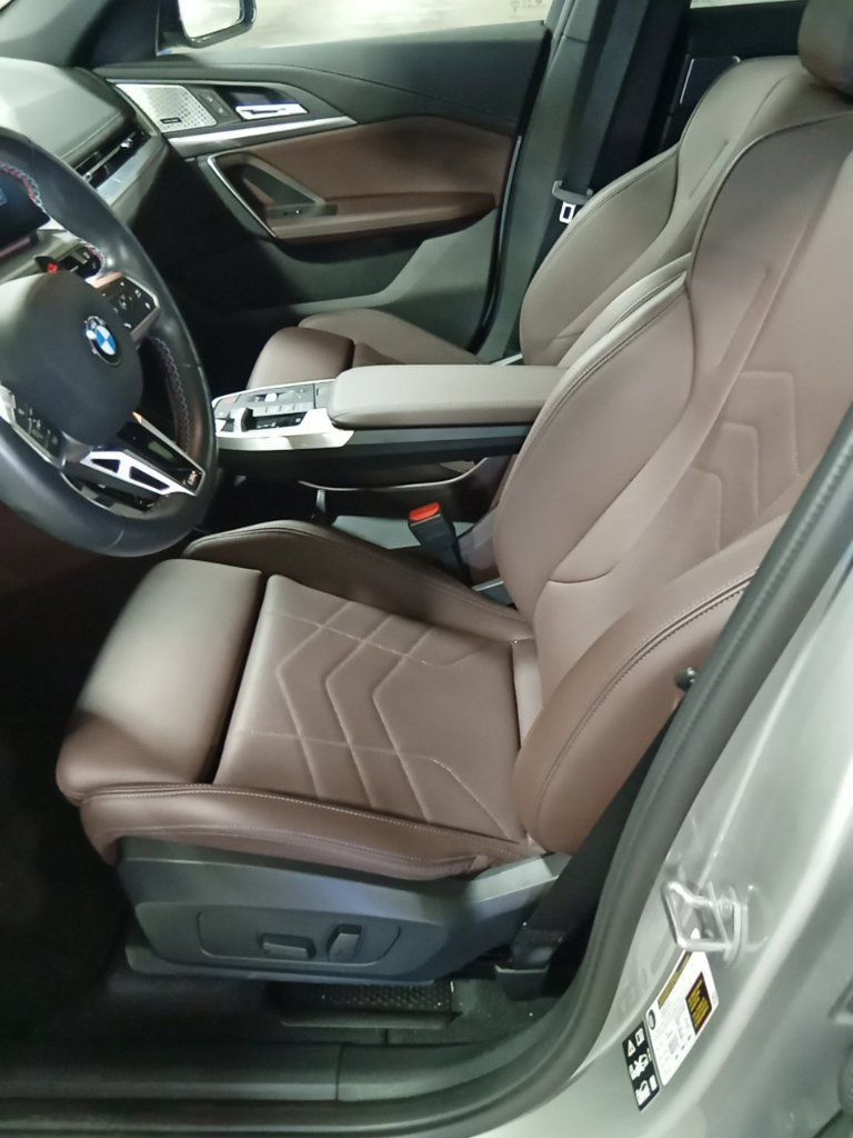 Used 2024 BMW X1 M35i w/ Shadowloine Package AWD/4WD image 9